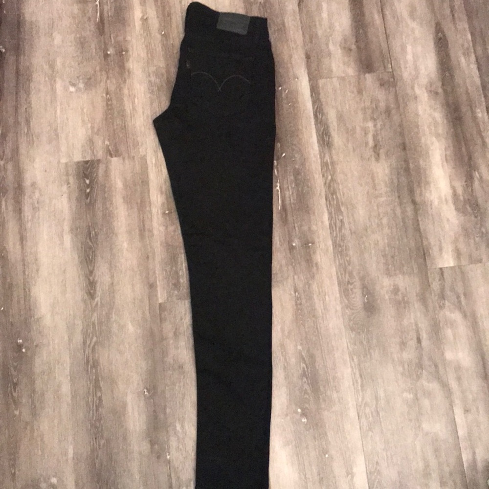 Black Super Skinny Jeans. Waist Size 28.